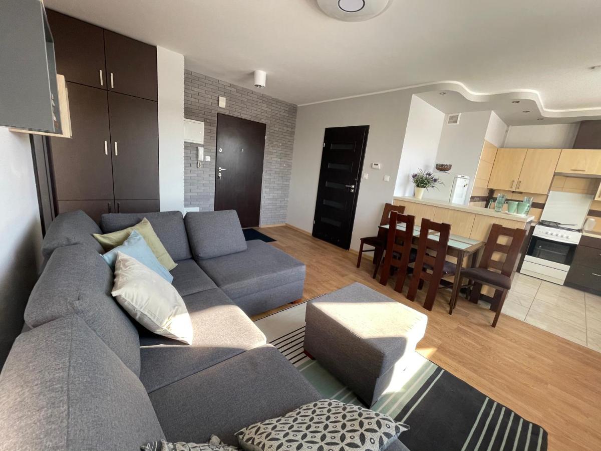 Komfortowe Studio 52 M2 W Centrum Grojca Grojec  ภายนอก รูปภาพ