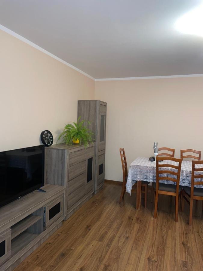 Komfortowe Studio 52 M2 W Centrum Grojca Grojec  ภายนอก รูปภาพ